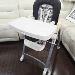 Inglesina Baby High Chair, Highchair. 