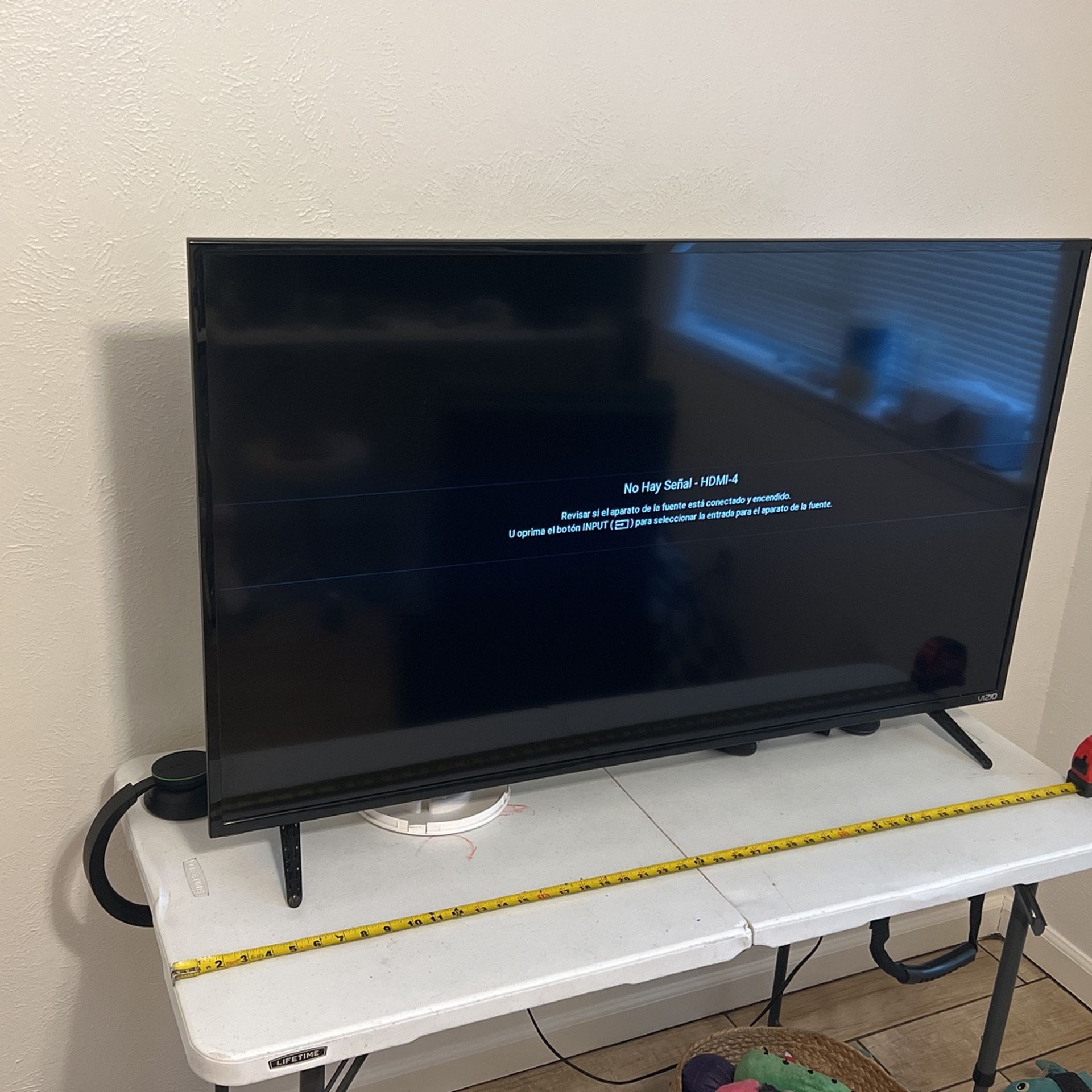 TV 43in