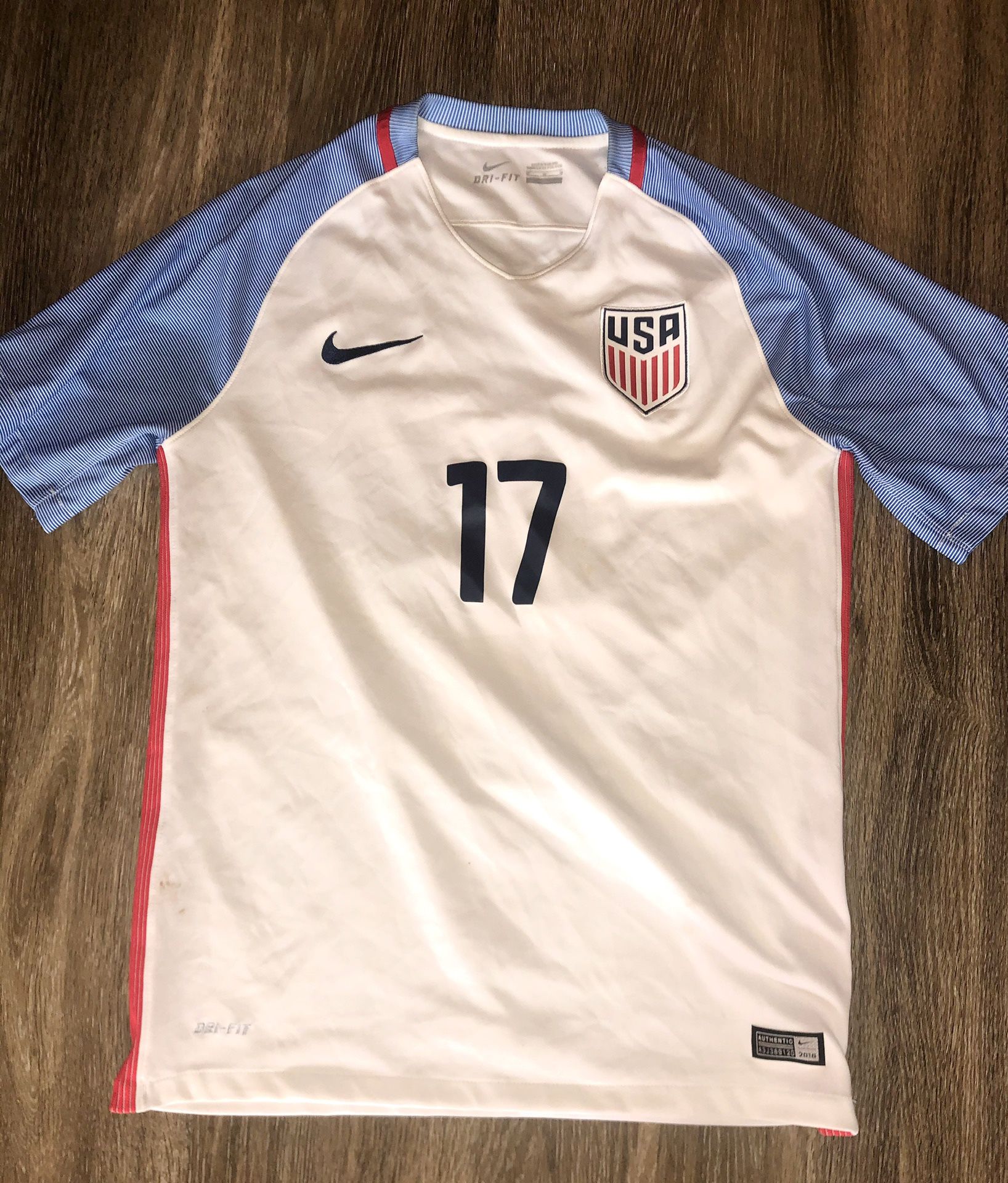 Team USA Authentic soccer Jersey Medium