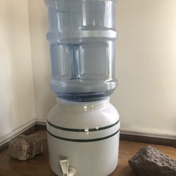 Water Dispenser 