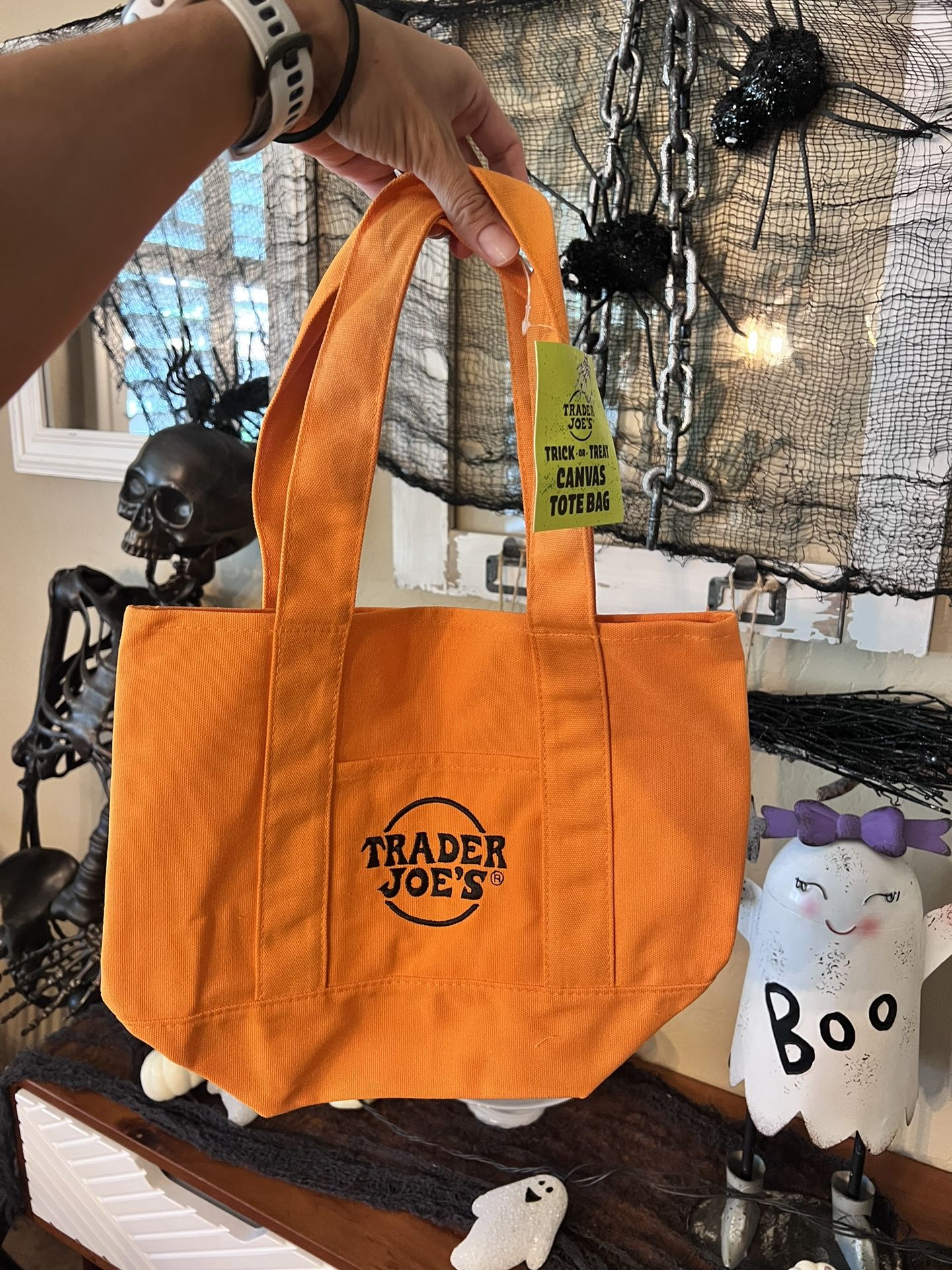 Trader Joe’s Canvas Halloween Tote Bags 👻