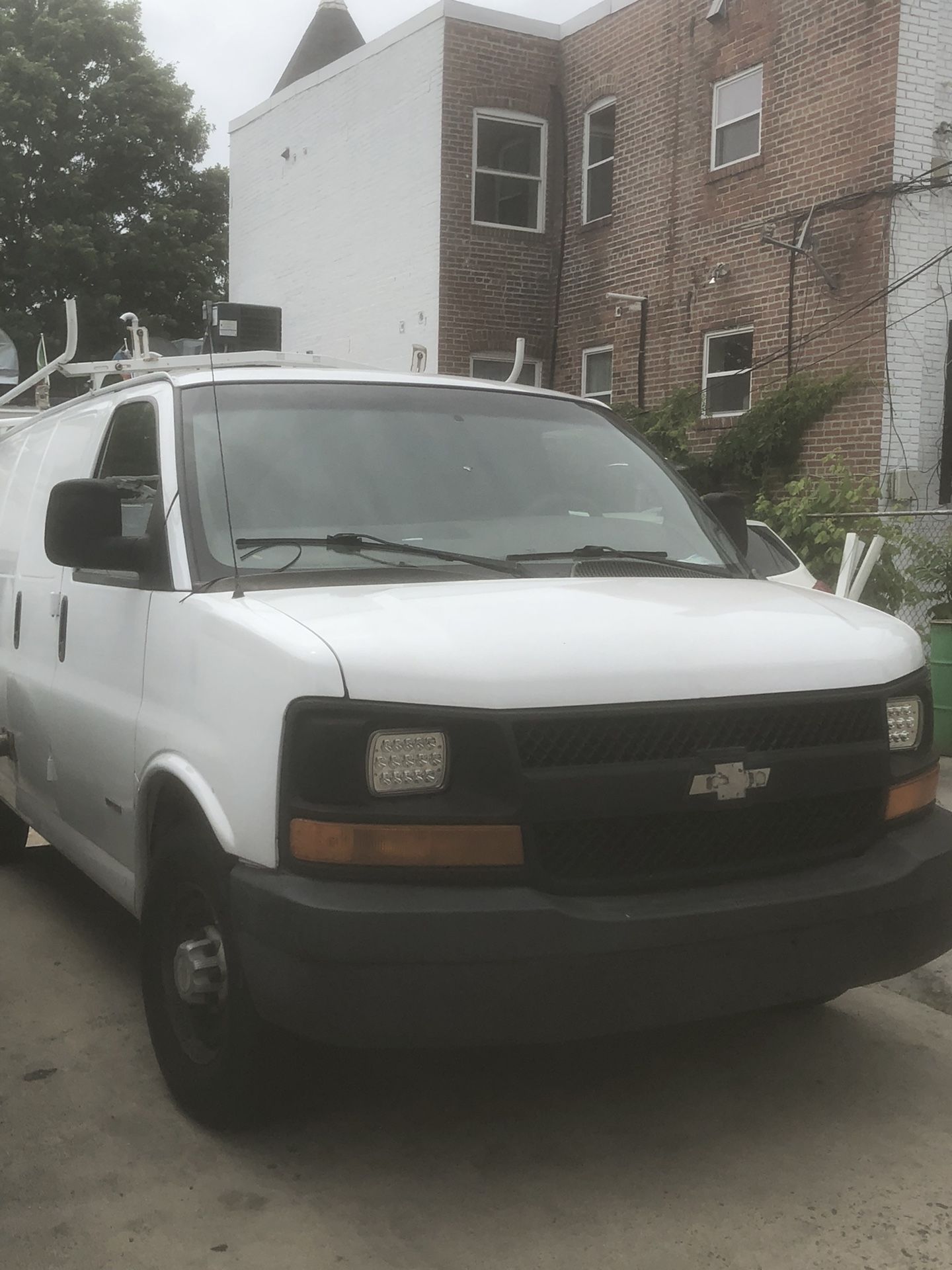 Chevy Express 3500 6.6 Diesel 