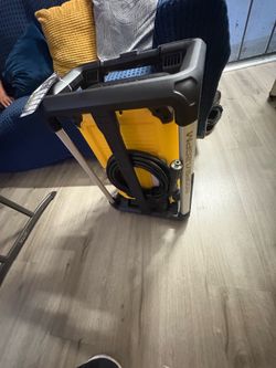 DeWalt 2100 PSI Pressure Washer