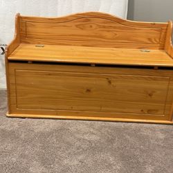 Toy Chest/Seat Bench (Wood)