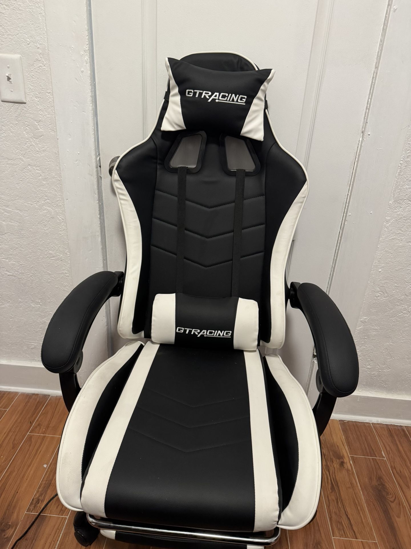 Gaming chair