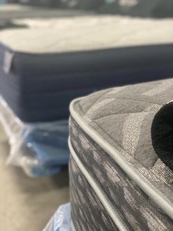 New King Mattresses Must Sell - Brand New Unopened in the Plastic with Manufacturer's Warranty. All Sizes are Available. Take Home Today Just $39 Down