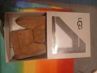 Toddler Ugg Boots Size 5, Brand New