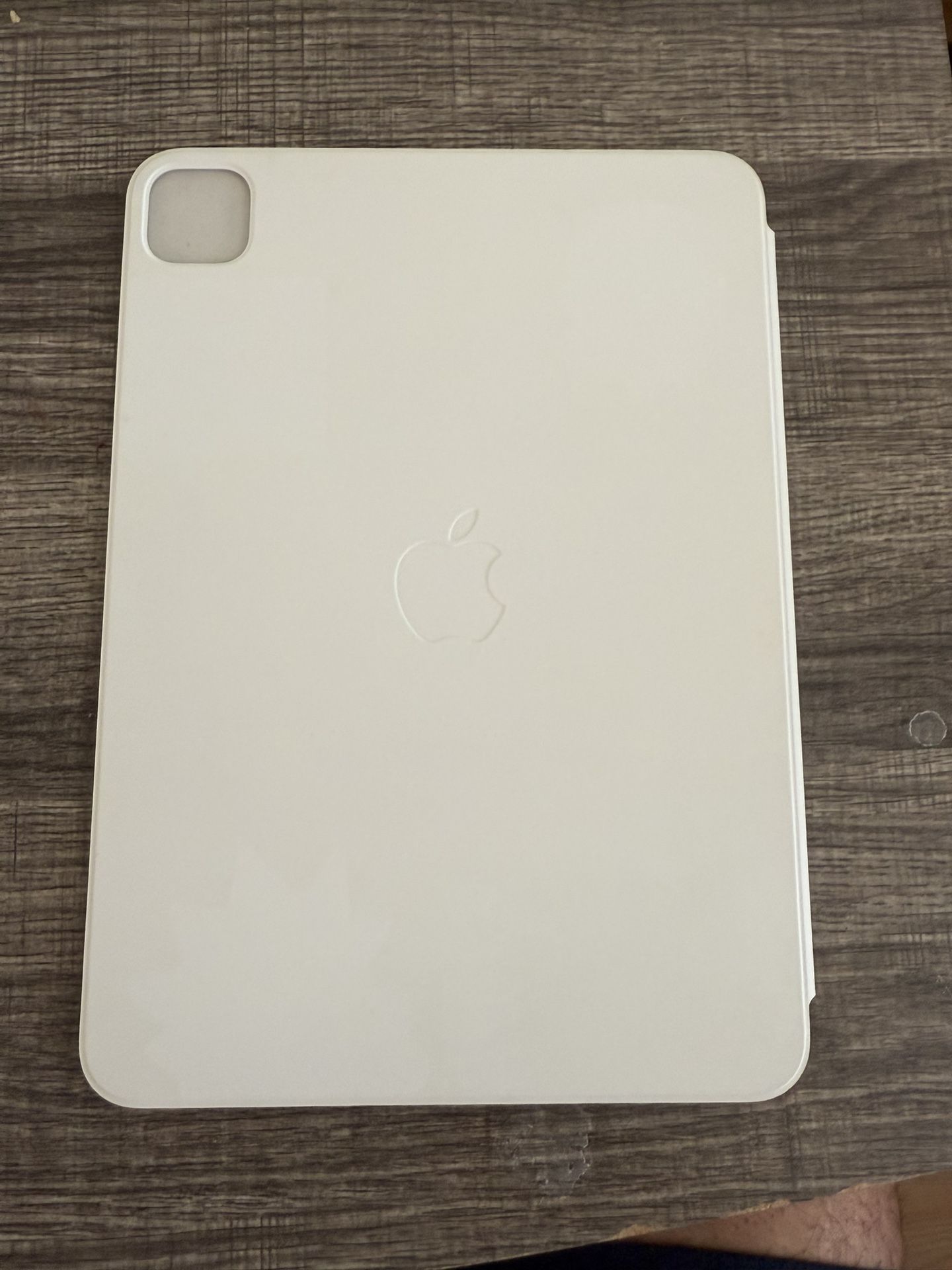 iPad Pro 11” M4 Smart Folio White