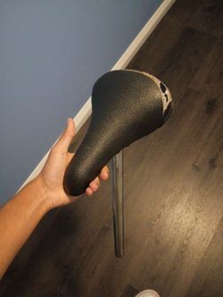 Throne parts read description
