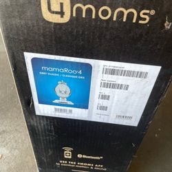mamaRoo4