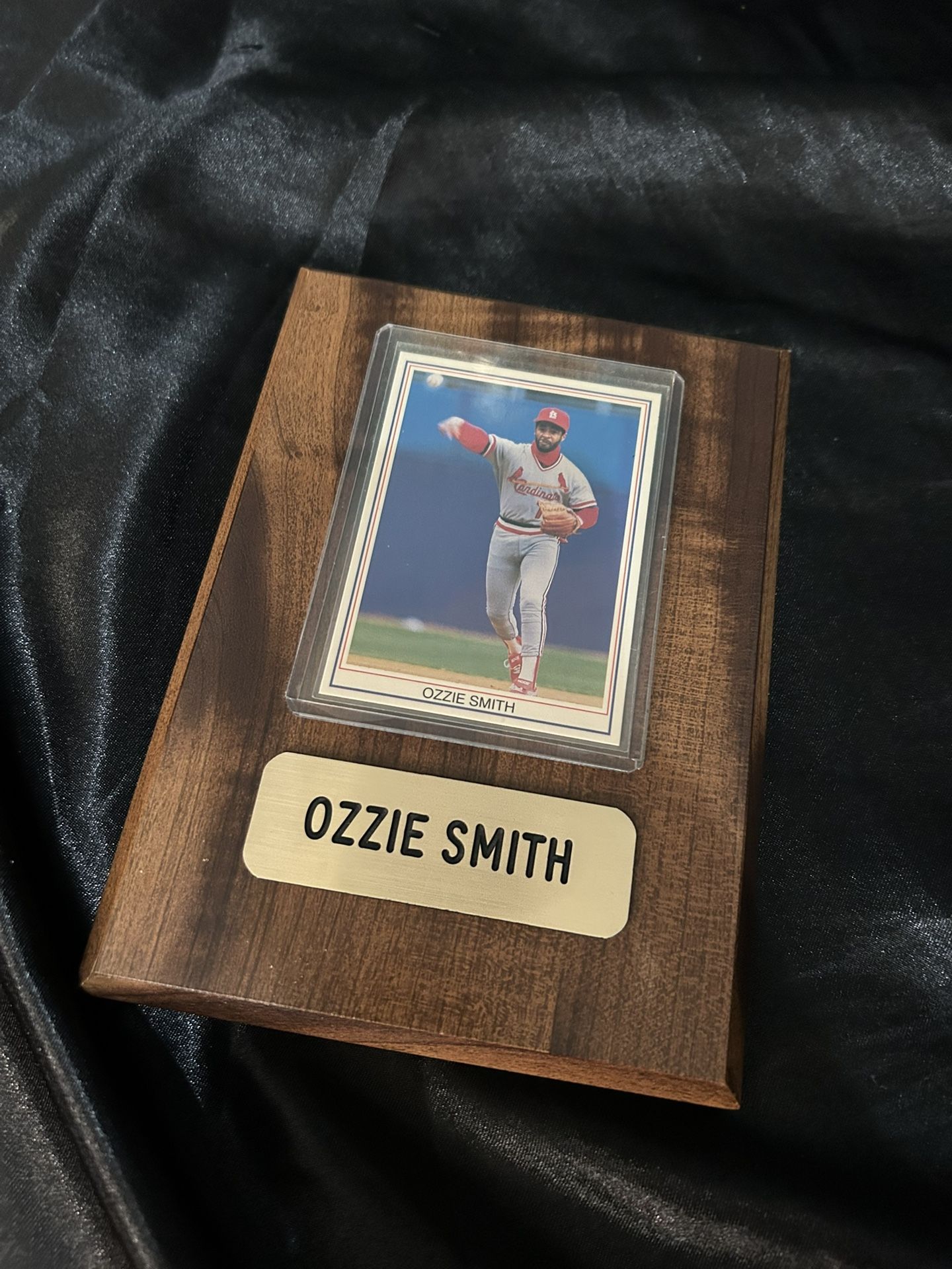 VTG Ozzie Smith Baseball card
