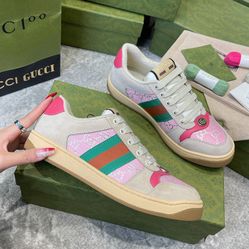 Retro distressed couple sneakers