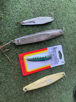 Fishing Spoon Lure / Jigs Saltwater Lot of 4