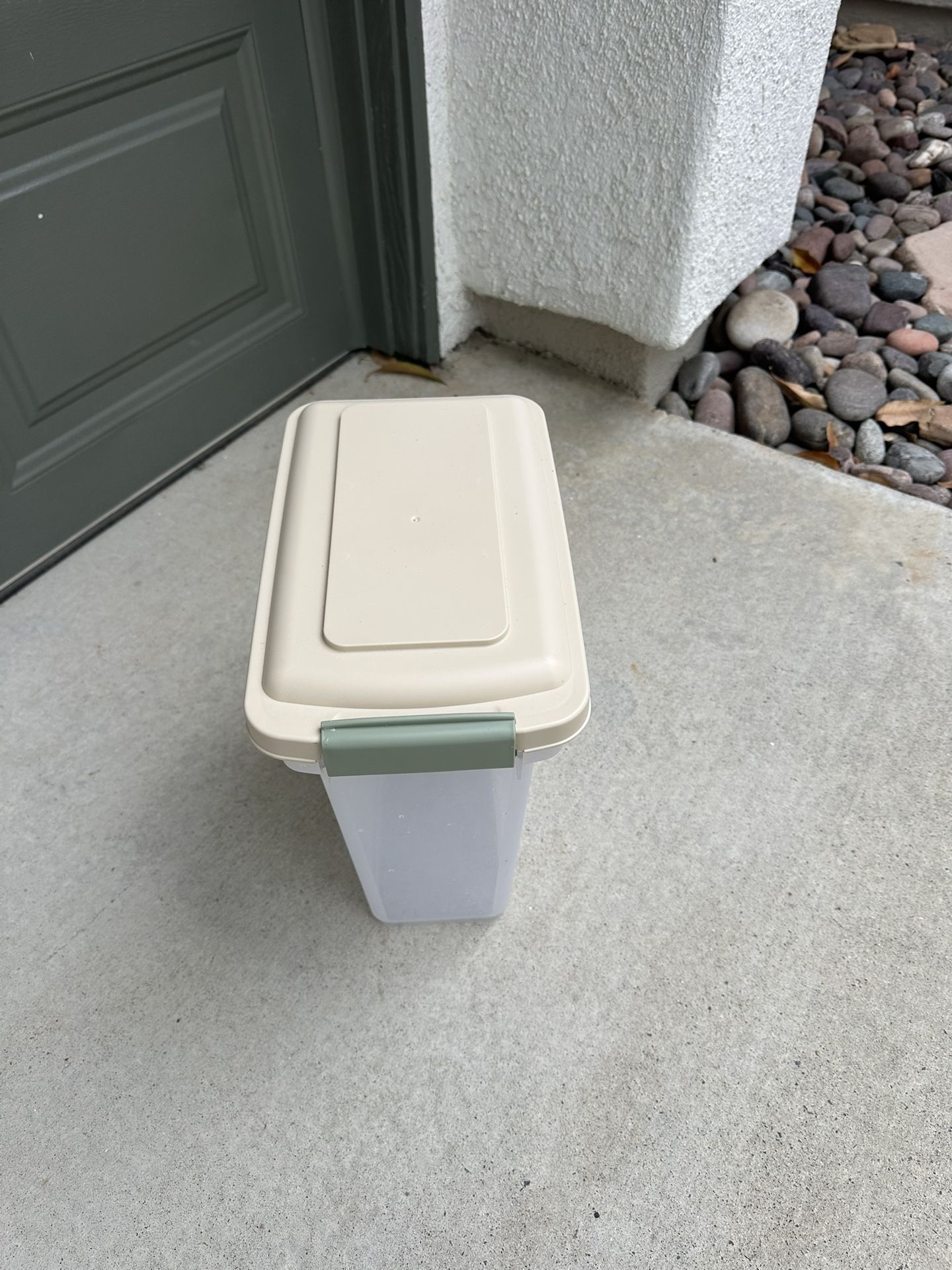 Food Storage Container