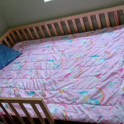 Montessori floor bed