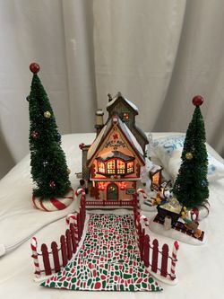 Christmas Light Up House Decoration 