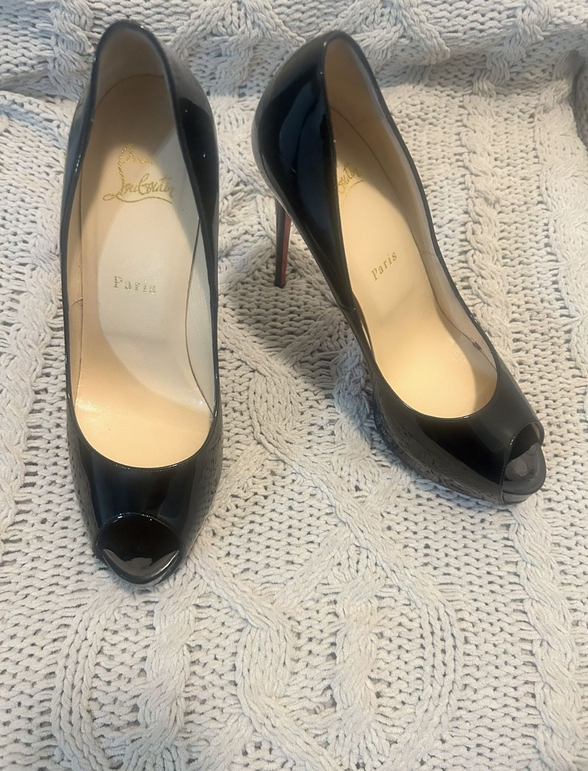 Christian Louboutin size 39 US size 8 1/2 9