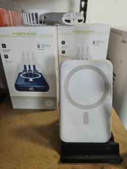 Magnetic wireless charger 10,000 mah