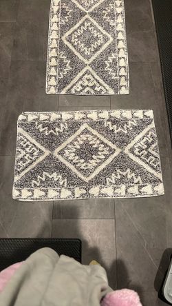 Urban Outfitter Bath Mat