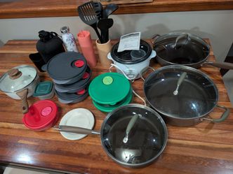 Kitchen Lot - Pans, Tupperware, Rice Cooker...
Anolon Hard-Anodized Nonstick Essentials – 3-Piece Set with Lids
Q16T Collection
Cook smarter, not har