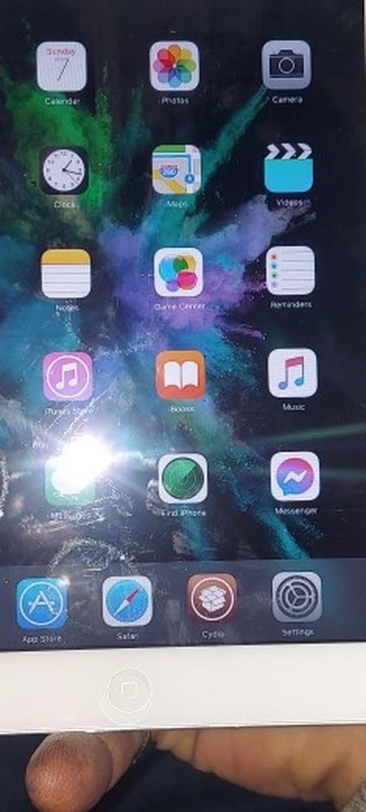 iPad Mini 2 (Jailbroken)