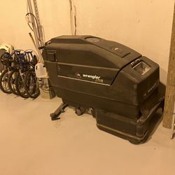 NSS Wrangler 27F/B Floor Scrubber