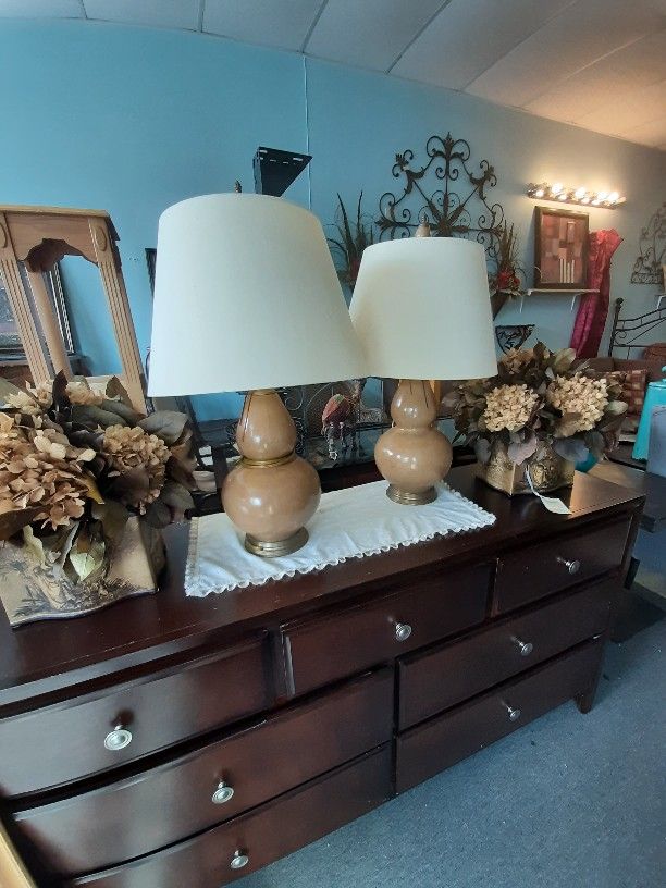 Vintage Castilian Lamp Set 28in Tall