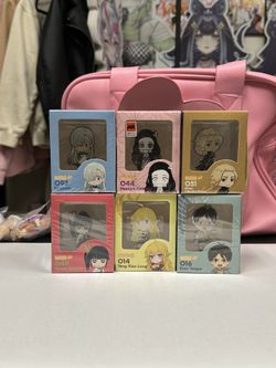 GOODSMILE PINS