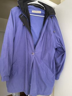 Rain Jacket Women’s
