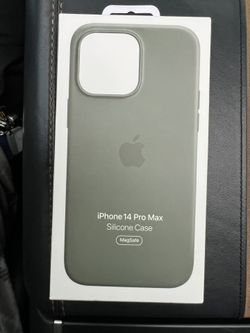 iPhone 14 Pro Max Case Olive