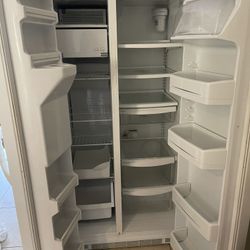 GE Refrigerator 