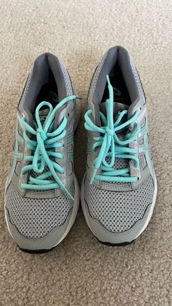 New Unworn Women’s Asics Running Shoes