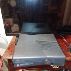 28 Inch Vizio Flat Screen TV 