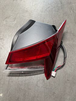 For 2021-2024Hyundai Elantra Tail Light, Right Passenger Side