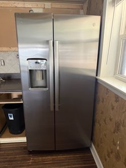 GE Stainless Steel Side-by-Side Refrigerator