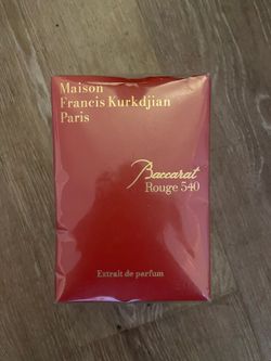 Baccarat Rouge 540 cologne