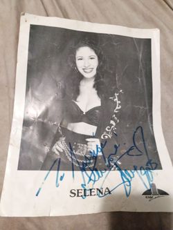Selena's Autograph 1993