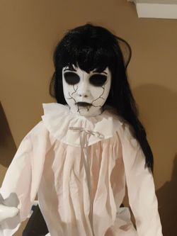 Animated Halloween Figure