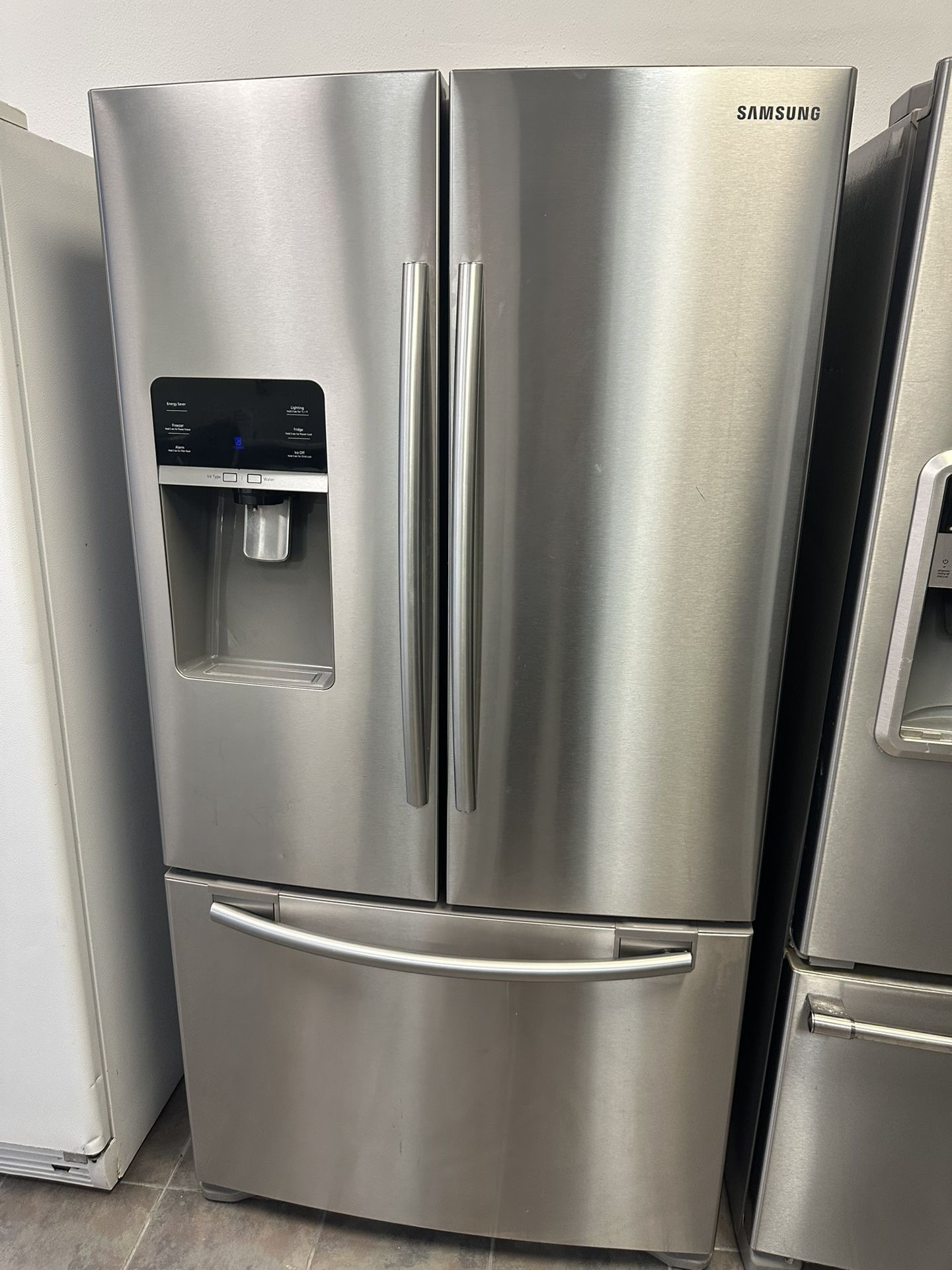 Samsung Bottom freezer Refrigerator