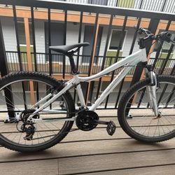 Specialized myka 