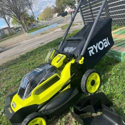 RYOBI
40V HP Brushless 20 in. Cordless Battery Walk Behind Push Lawn Mower with 6.0 Ah Battery and Charger