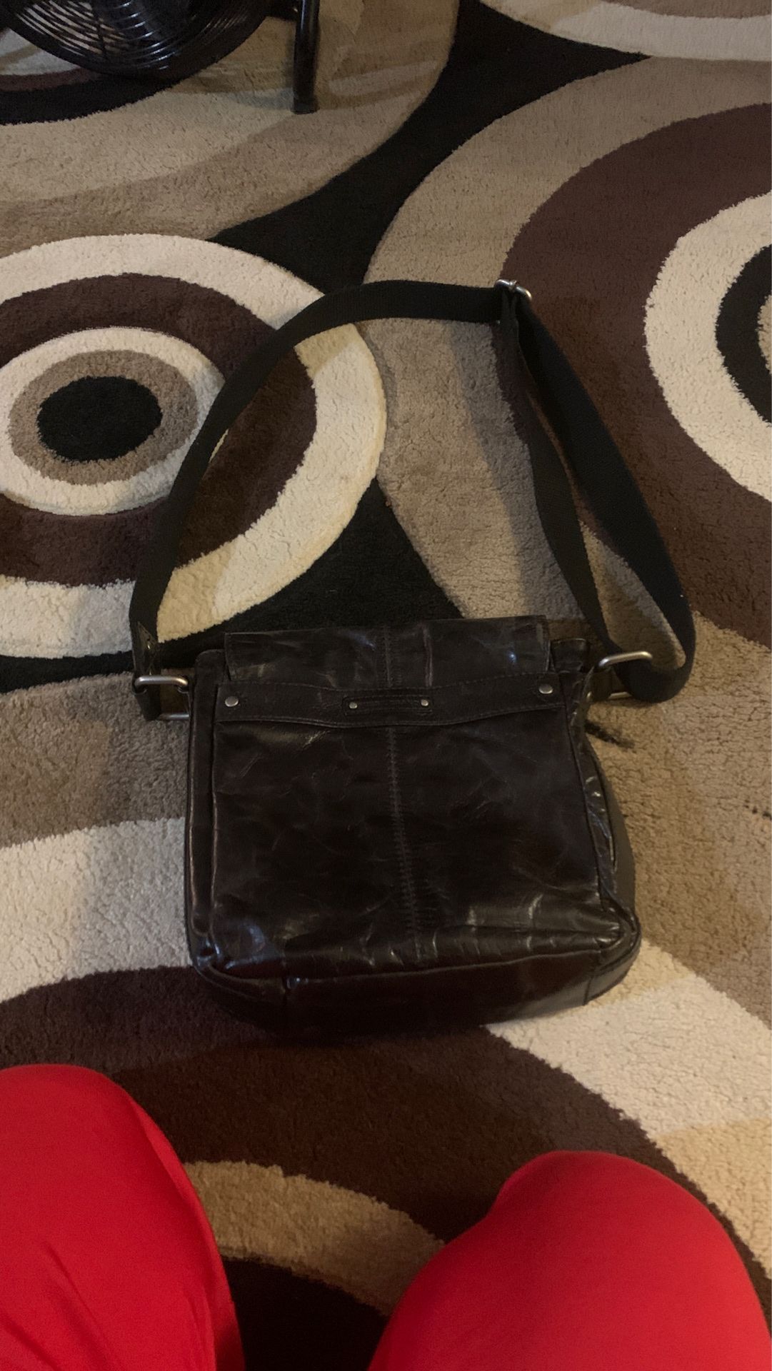 Men’s black leather Fossil bag