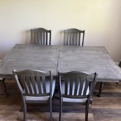 Dining Table Set