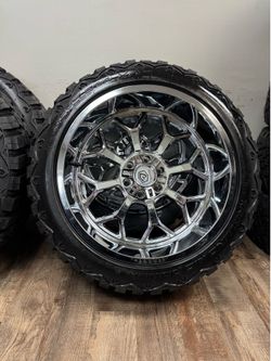 NEW 22x12 chrome edge Offroad wheels wrapped in 33x12.50r22 RBP tires