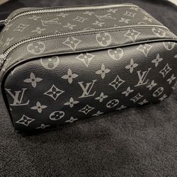 LUXURY OVERNIGHT (TOILETRY) BAG
