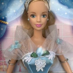 1998 Sleeping Beauty Barbie New In Box$20