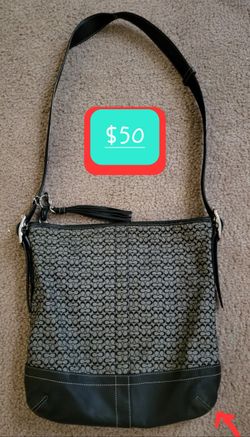 COACH BLACK AND GREY PURSE