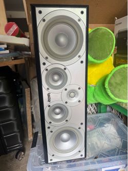 Infinity Primus PC350 center speaker