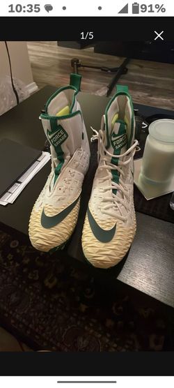 Nike Force Savage Elite TD (Gen 1)
​Model Name: Nike Force Savage Elite TD
​Original Retail Price (MSRP): $140.00
​Colorway: White / Pine Green
​Size: