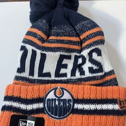 Edmonton Oilers Team Logo Beanie Hat Cap - NWT 